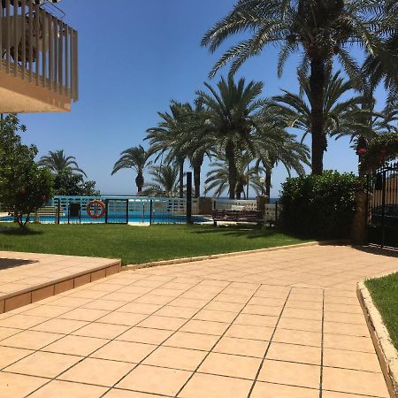 Apartamento Con Vistas Al Mar. Primera Linea De Playa. Aguadulce  Exterior photo